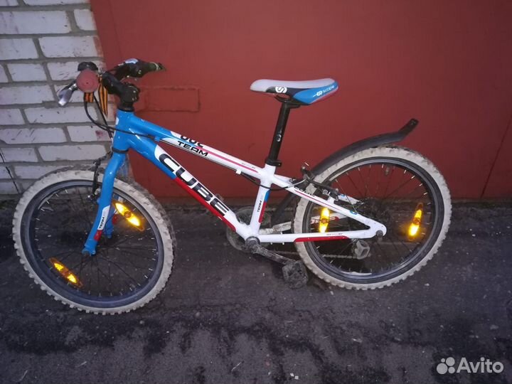 Велосиед детский. cube 200 team