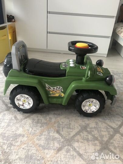 Детский автомобиль