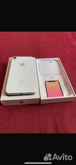 iPhone Xr, 64 ГБ