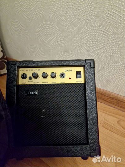 Электро гитара terris (полный комплект с комбиком)