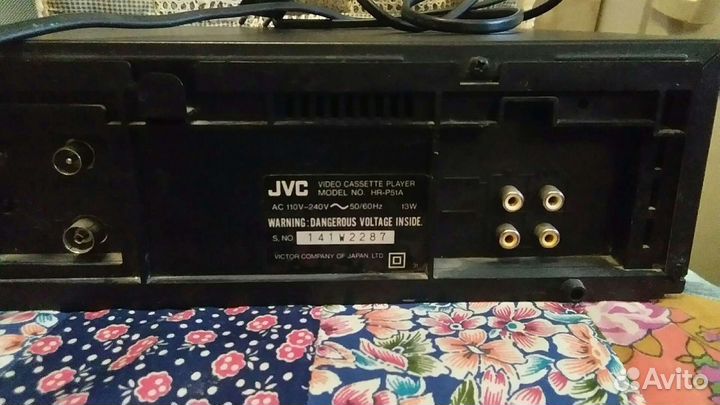 Видеомагнитофон jvc