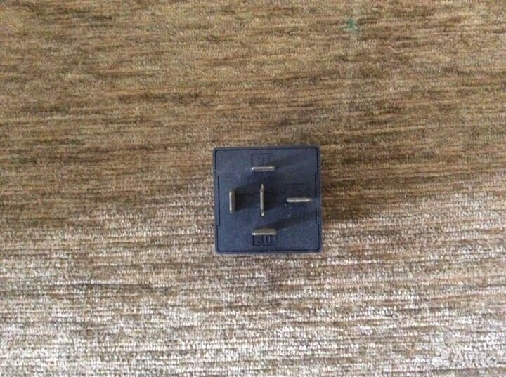 Реле вентилятора VAG 191955532A (31) audi-VW