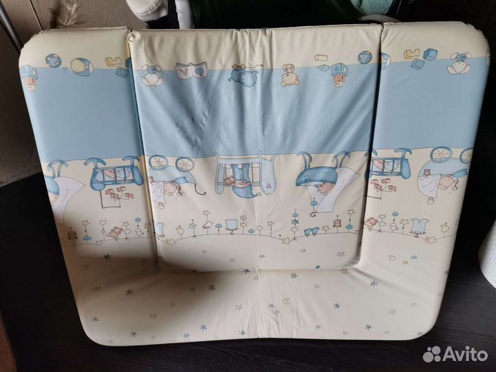 Матрас для пеленанияВ отличном состоянии. Голубой