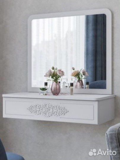 Новый консольный туалетный столик