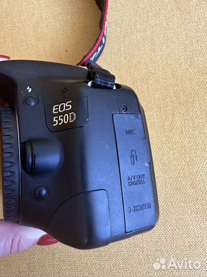 Зеркальный фотоаппарат Canon 550d Body