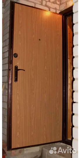 Дверь входная металлическая в квартиру 829