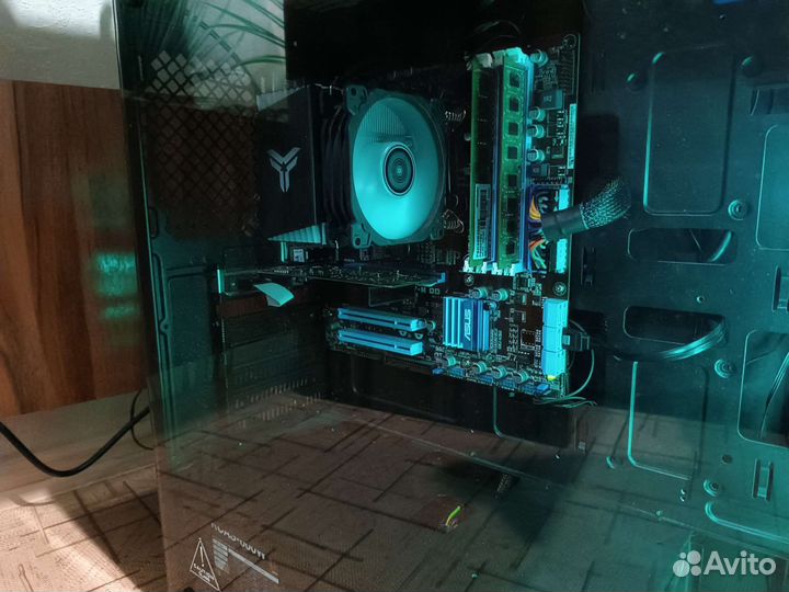 Пк SSD 256GB/Intel Xeon/Nvidia GT 610+