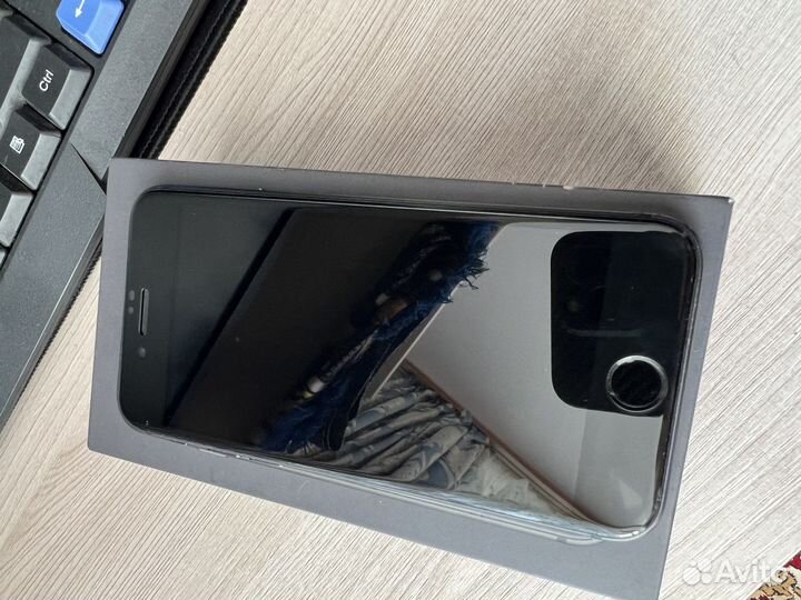 iPhone 8
