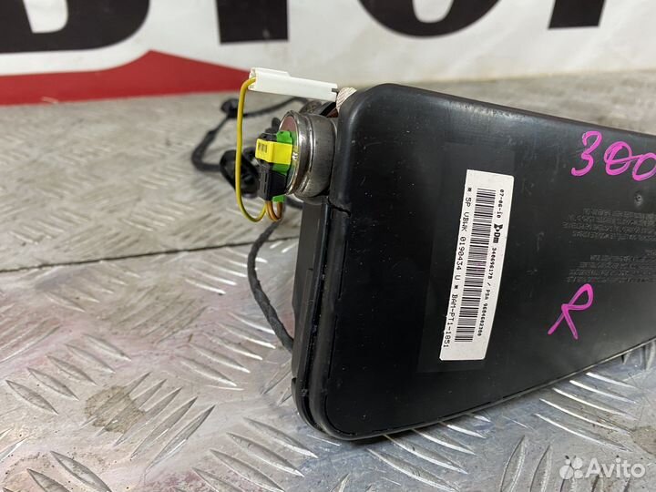 Подушка в сиденье правая Peugeot 3008