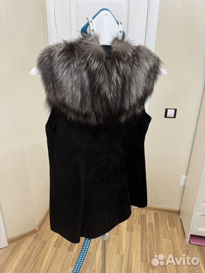 Жилетка меховая женская 42