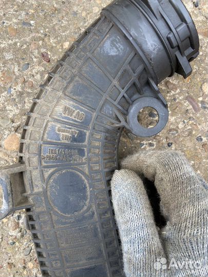 1K0145840R патрубок интеркулера 1,8 tsi cdab