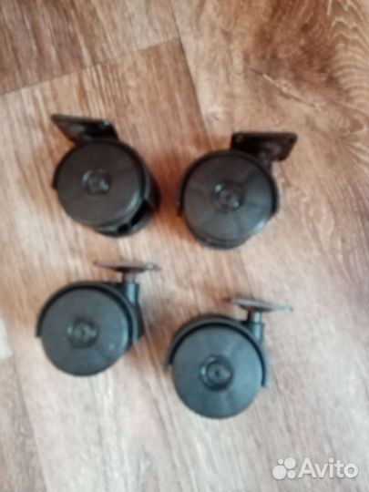 Колесики мебельные