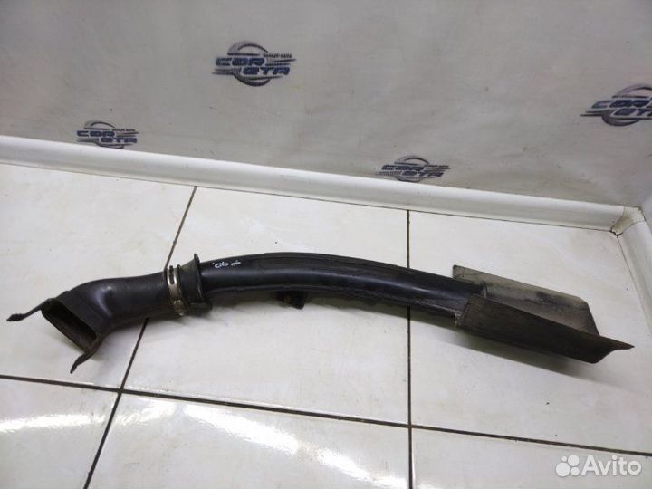 Воздухозаборник Ford Focus 1 2.0 eddb 2002