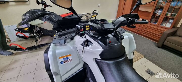 Квадроцикл brp outlander max ltd
