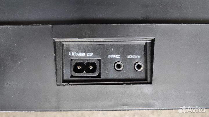 Синтезатор JT2063