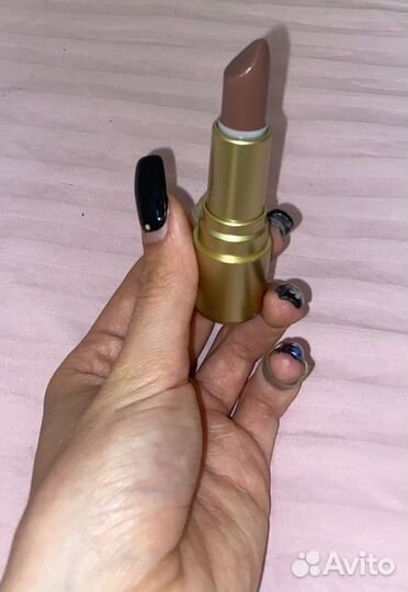 Vivienne sabo помада