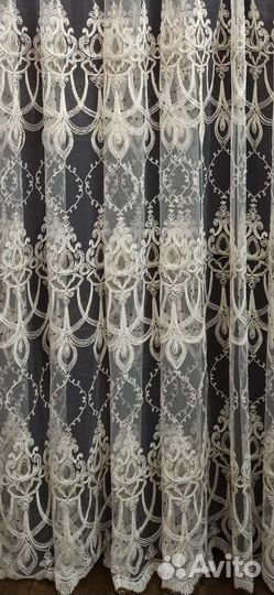 Тюль с вышивкой