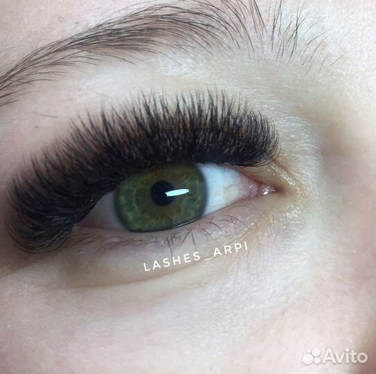 Наращивание ресницы