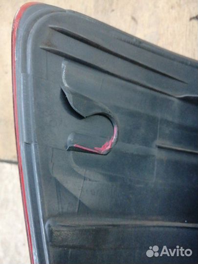 Стоп-сигнал задний правый Toyota Alphard ANH10