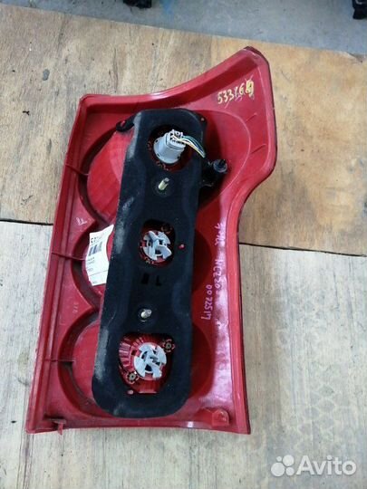 Стоп-сигнал задний левый Toyota Raum NCZ20