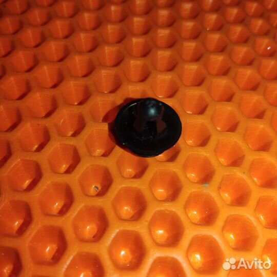 Набор пластиковых клипс и держателей Гранта Новые