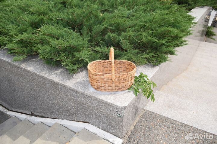 Корзинка плетёная (лукошко)