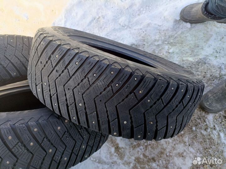 Goodyear Ultragrip Ice Arctic 225/65 R17
