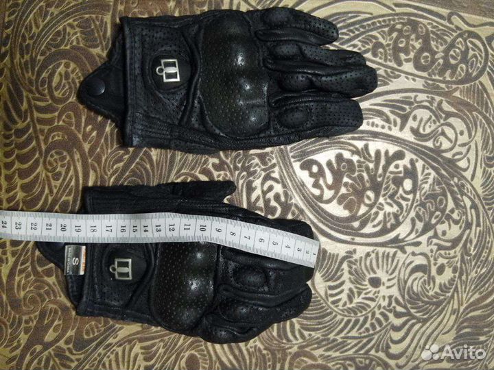 Мотоциклетные перчатки