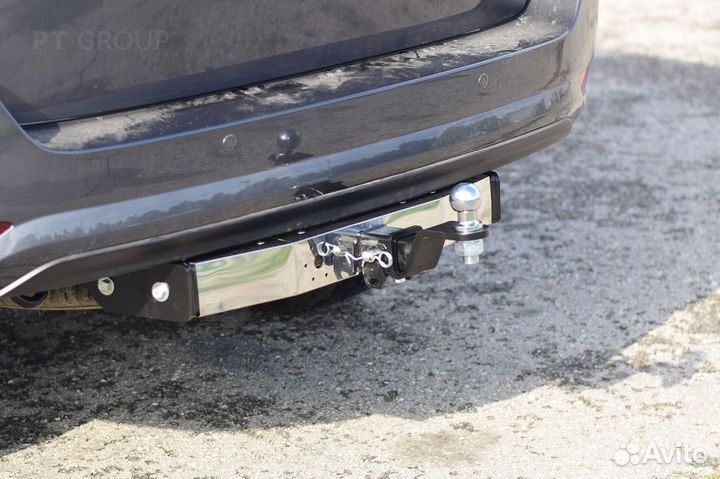 Фаркоп Toyota Fortuner с 2016 съемный квадрат