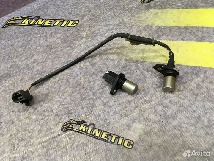 Датчик положения коленвала Avensis T25 Авенсис 1.8