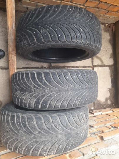 Goodyear UltraGrip 205/55 R16