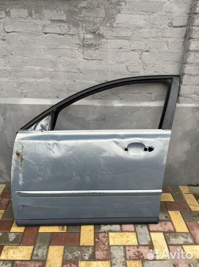 Дверь передняя левая Volvo S40 2.4