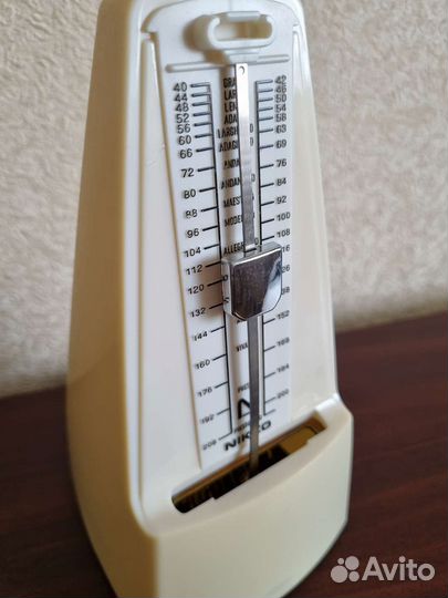 Метроном механический Nikko Seiki