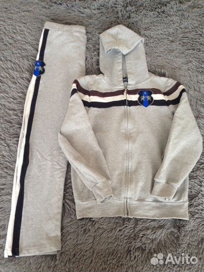Спортивный костюм на 8-10 лет