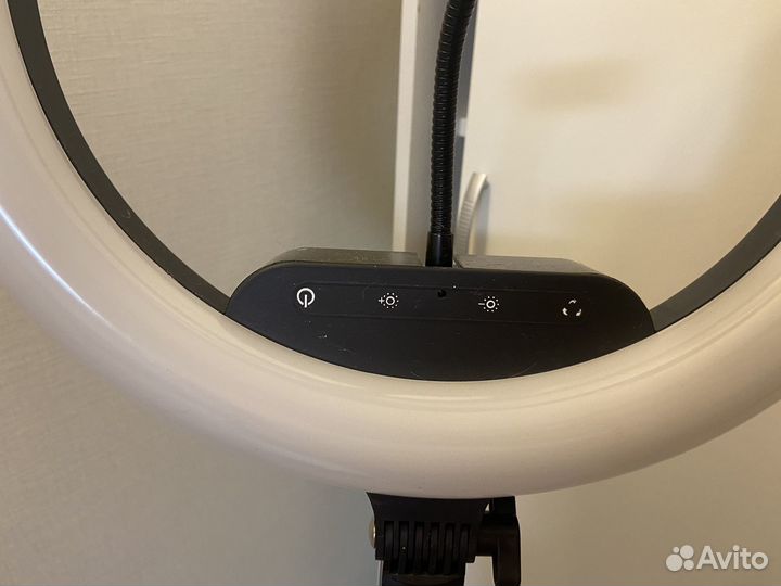 Кольцевая лампа