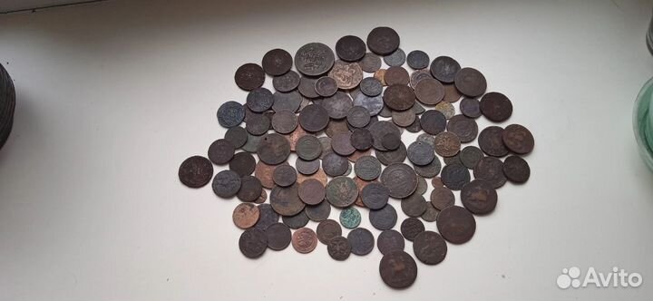 Куча царской меди одной кучей 102 монеты
