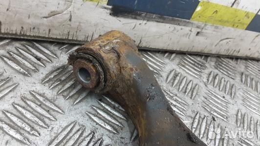 Рычаг передний нижний правый subaru impreza 3 (KMA