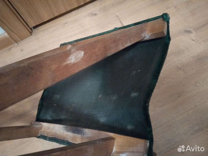 Подставка для книг