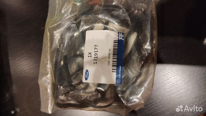 Прокладка клапанной крышки и сальник распреда Ford