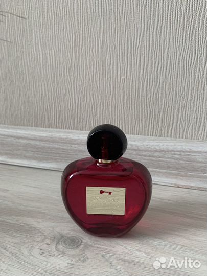 Парфюмерия женская и мужская