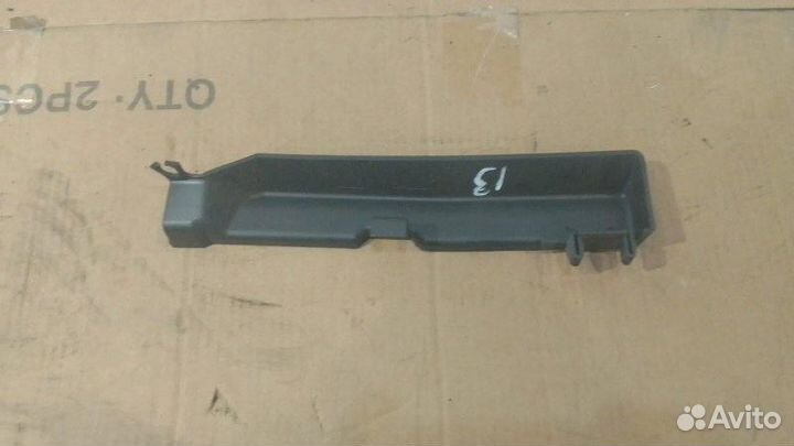 Накладка стойки лобового стекла левая Man Tgl Tgm