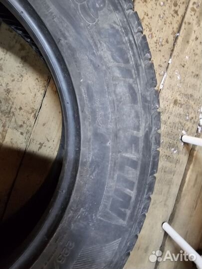 Michelin Latitude Tour 225/65 R17 102T