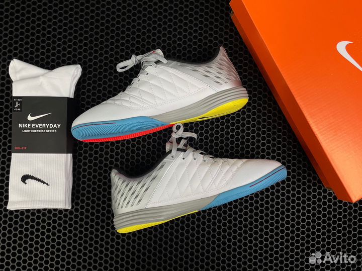 Футзалки nike lunar gato