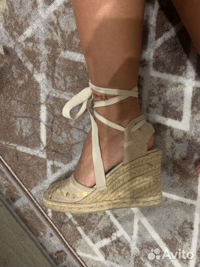 Босоножки 36 р
