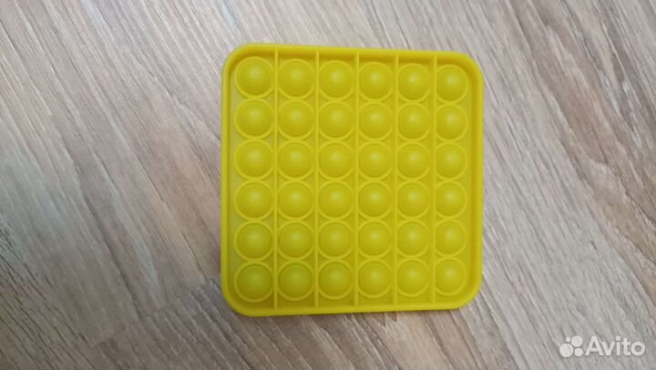 Физика 7 кл. Словари русского языка. Детективы