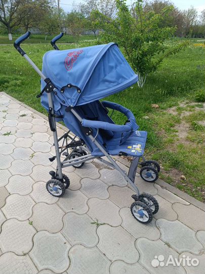 Прогулочная коляска трость