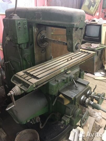 Станок горизонтальный консольно-фрезерный 6Н81Г,нф