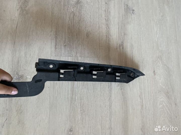 Кронштейн заднего бампера Порше Кайен 955