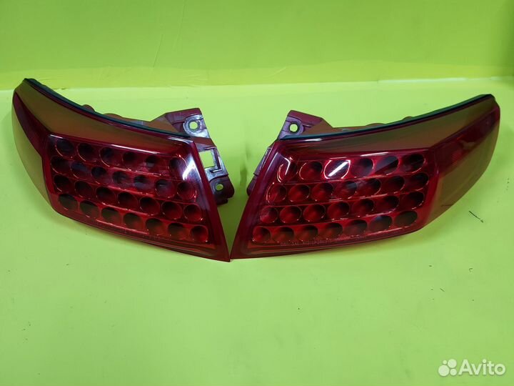 Фонарь Infiniti FX35 FX45 S50 26554CG000