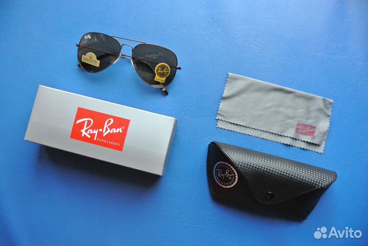 Солнцезащитные очки Ray-Ban